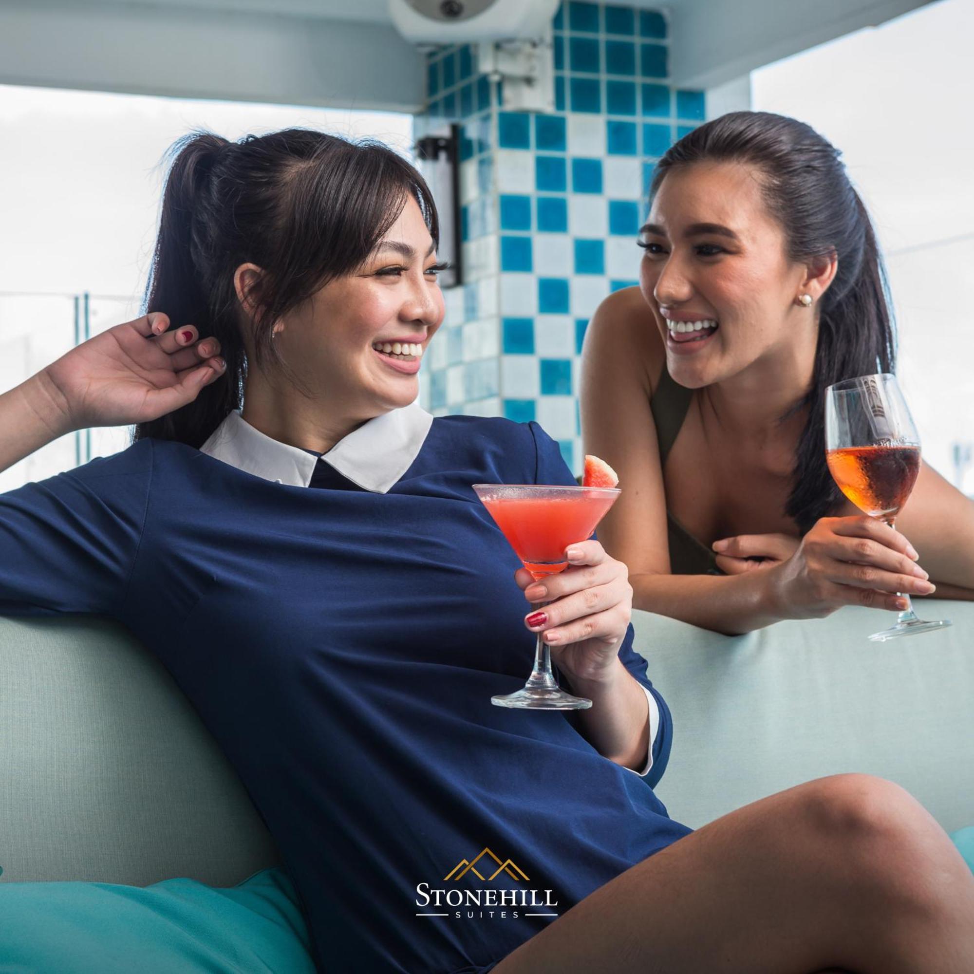 Stonehill Suites Bacolod Exteriér fotografie